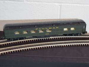 lot 62 image: K-Line 3-Rail Alluminated Pullman Diner Car K4400-0006