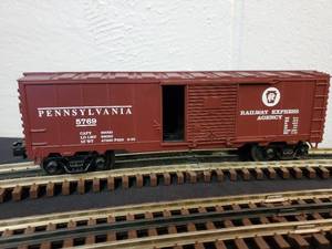 lot 67 image: Industrial Rail Pennsylvania Box Car IDM 1002
