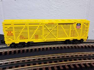 lot 69 image: Industrial Rail Union Pacific Box Car IDM 3001