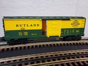 lot 83 image: Lionel Green MT. Gateway Rutland Box Car