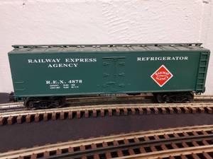 lot 90 image: CMP Railway Express Agency Refrigerator Box Car