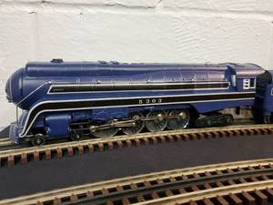 lot 95 image: Extremely Nice Williams J Class 3-Rail 4-8-4 Baltimore & Ohio Cincinnatian Locomotive & Tender