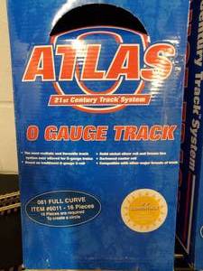 lot 133 image: Atlas O Gauge Curve Track, 1 full box 16 pc 1 Box only has 5 pc