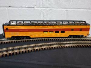 lot 149 image: MTH 3-Rail Streamlined Full Length Milwaukee Road  Vista Dome  Passenger Car No. 20-67071