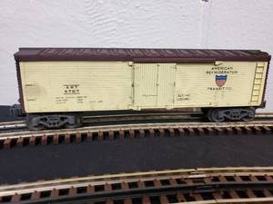 lot 161 image: Lionel American Refrigerator Transit Co. Reefer Car 6-5707
