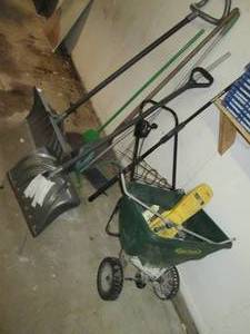10 Lot of Shovels, Yard Tools, Sp...