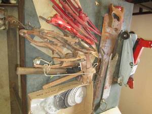 8B Large Lot of Vintage Tools Se...