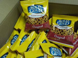 Case of 104 bags Rold Gold Heartzel...