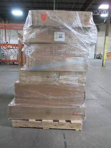lot 200 image: WHOLESALE MIXED PALLET OF MISCELLANEOUS BATHROOM WALL AND MEDICINE CABINETS AND MORE