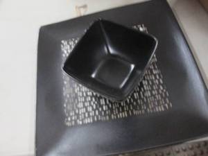lot 64 image: Square Dinnerware Set open box only...
