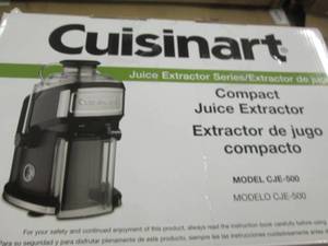 lot 69 image: Cuisinart Compact Juice Extractor o...