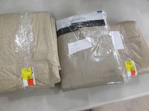 lot 100 image: 3- 60x84 inch PEVA Table Cloths...