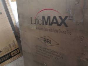 lot 183 image: LifeMax 2-in-1 Air HockeyTable Ten...
