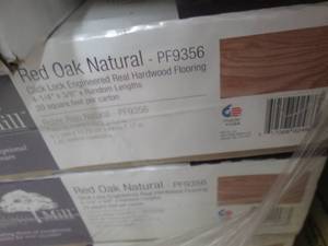 lot 233 image: 8 Cases Red Oak Natural 38 in. Thi...