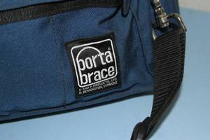 lot 15 image: Sony DSR-PD100A DVCAM Video Camera Camcorder w Portabrace Case & Accessories