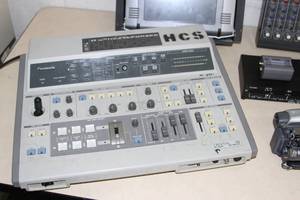 lot 115 image: Lot of Miscellaneous Pro Audio  Video Equipment - PARTS & REPAIR LOT