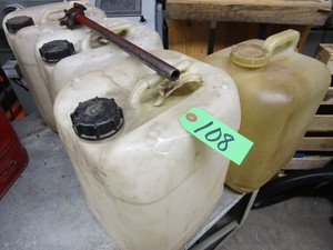 DEIONIZED WATER JUGS AND BUNG REMOVER