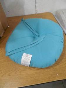 lot 25 image: Solid Teal 18 in. Round Outdoor Seat Cushion (4-Pack)