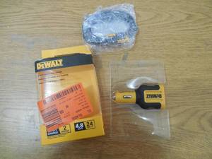lot 79 image: 24-Watt 2-Port Mobile USB Charger by DEWALT