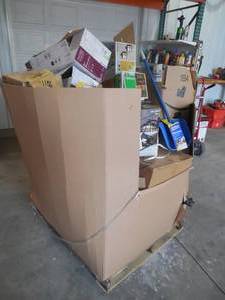 lot 97 image: WHOLESALE PALLET LOT OF GENERAL MERCHANDISE, SMALLS- TOOLS,HARDWARE ITEMS