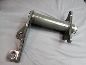 lot 7 image: Meritor Air Chamber Bracket J35 3299 Q 6257