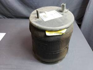 lot 57 image: 1R12-066 Airbag