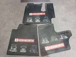 lot 122 image: Kenworth Truck Floor Mats