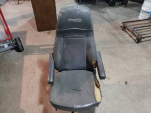 lot 125 image: ProStar Eagle Truck Seat