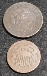 2 US COINS 1830 LARGE CENT & TWO CENT PIECE