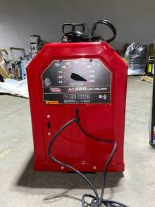 Lincoln 225 Amp ArcStick Welder AC225S, 230V open box in good condition