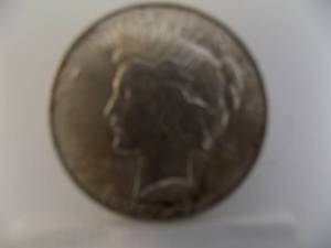lot 29 image: 1922 Peace Silver Dollar