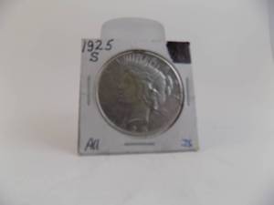 lot 41 image: 1925 S Peace Silver Dollar