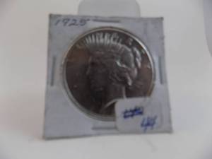 lot 44 image: 1925 Peace Silver Dollar