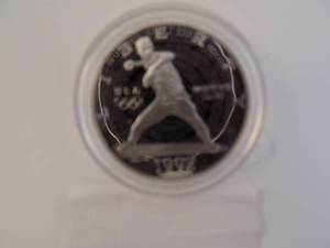 lot 70 image: 1992 USA Liberty $1