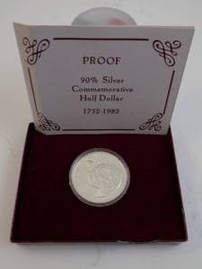 lot 84 image: 1732-1982 90% Silver Commerative Half Dollar With Certificate of Authenticity