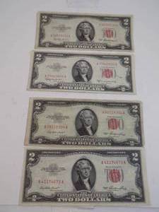 lot 128 image: 4 - $2 Red Seal Series 1953, 1953A, 1953C $8 Face Value