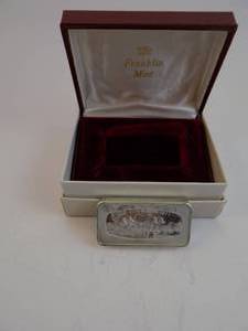 lot 132 image: 1971 Christmas Ingot Franklin Mint Solid Sterling Silver