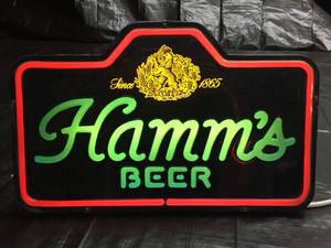 lot 52 image: Hamms plastic light up