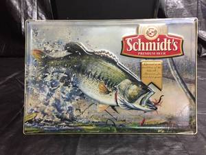 lot 81 image: Schmidt fly fishing  bass tin tacker