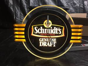 lot 94 image: Schmidt light up clock