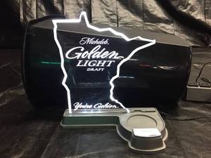lot 160 image: Mich Golden MN LED can or bottle display