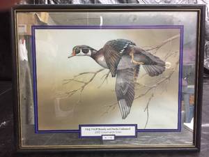 lot 181 image: E & J VSOP Brandy and Ducks Unlimited 2002 Conservation Series ducks, mirror