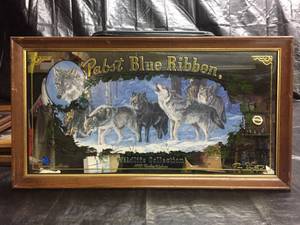 lot 192 image: PBR Pabst Blue Ribbon Wildlife Collection 1990 Timberwolves, mirror