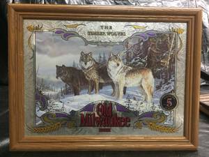 lot 196 image: Old Milwaukee Beer Wildlife No 5 Series, The Timber Wolves
