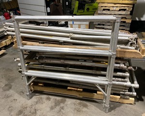 lot 1100 image: Aluminum Scaffolding