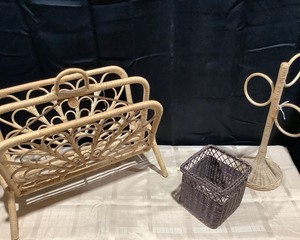 lot 2022 image: Wicker Bathroom Lot