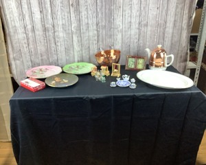 lot 2090 image: Lot of Plates