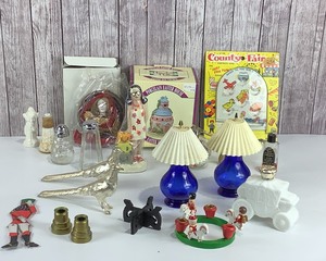 lot 2107 image: Misc Lot of Collector Items