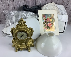 lot 2121 image: Purses, Clock, Light Shade