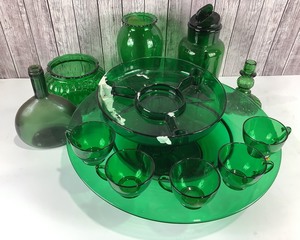lot 2128 image: Lot of Green Glassware